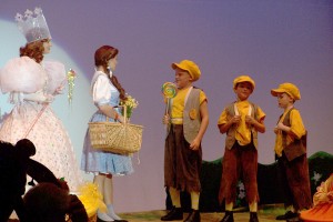 Pittsford residents go down the Yellow Brick Road in Pittsford Musicals’ <em>The Wizard of Oz</em>
