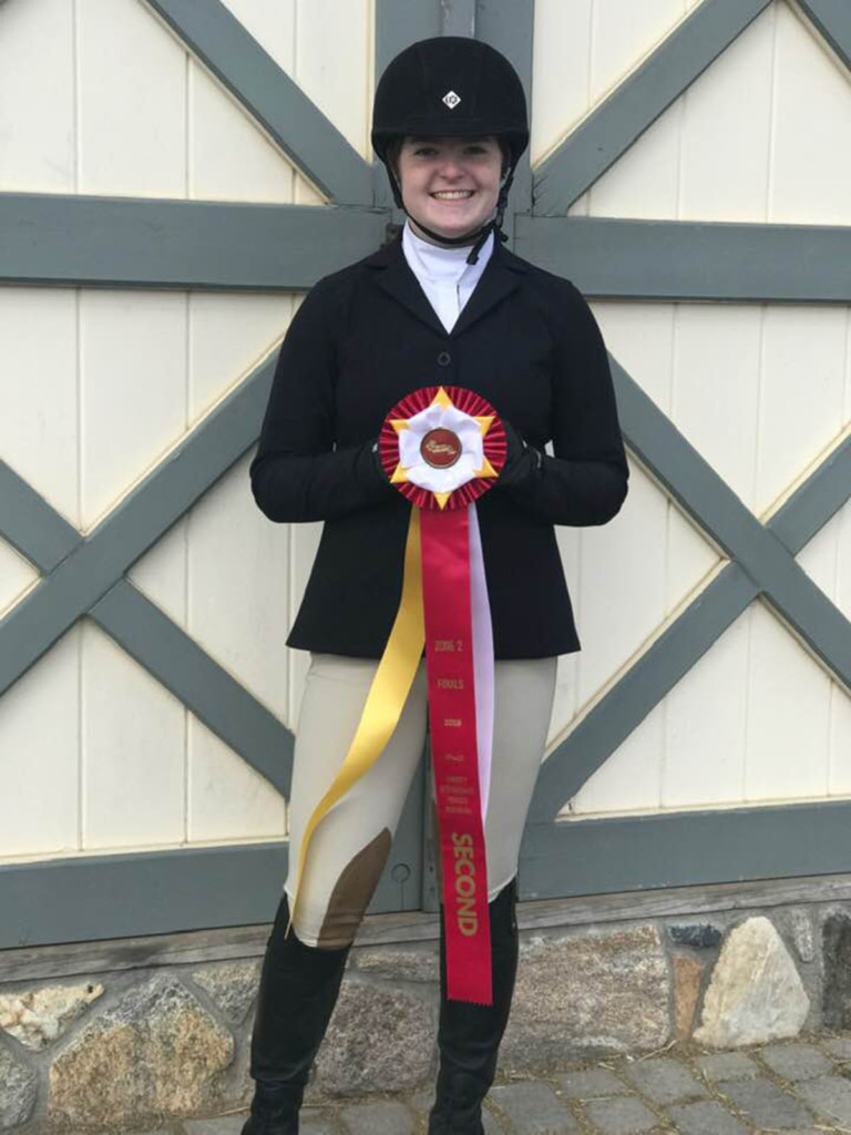Abigail Smith qualifies for Equestrian Nationals