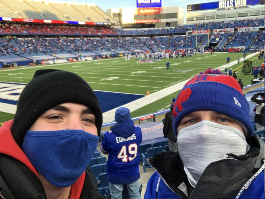 Mendon Represented Among 6,772 Fans at Historic Bills Playoff Game