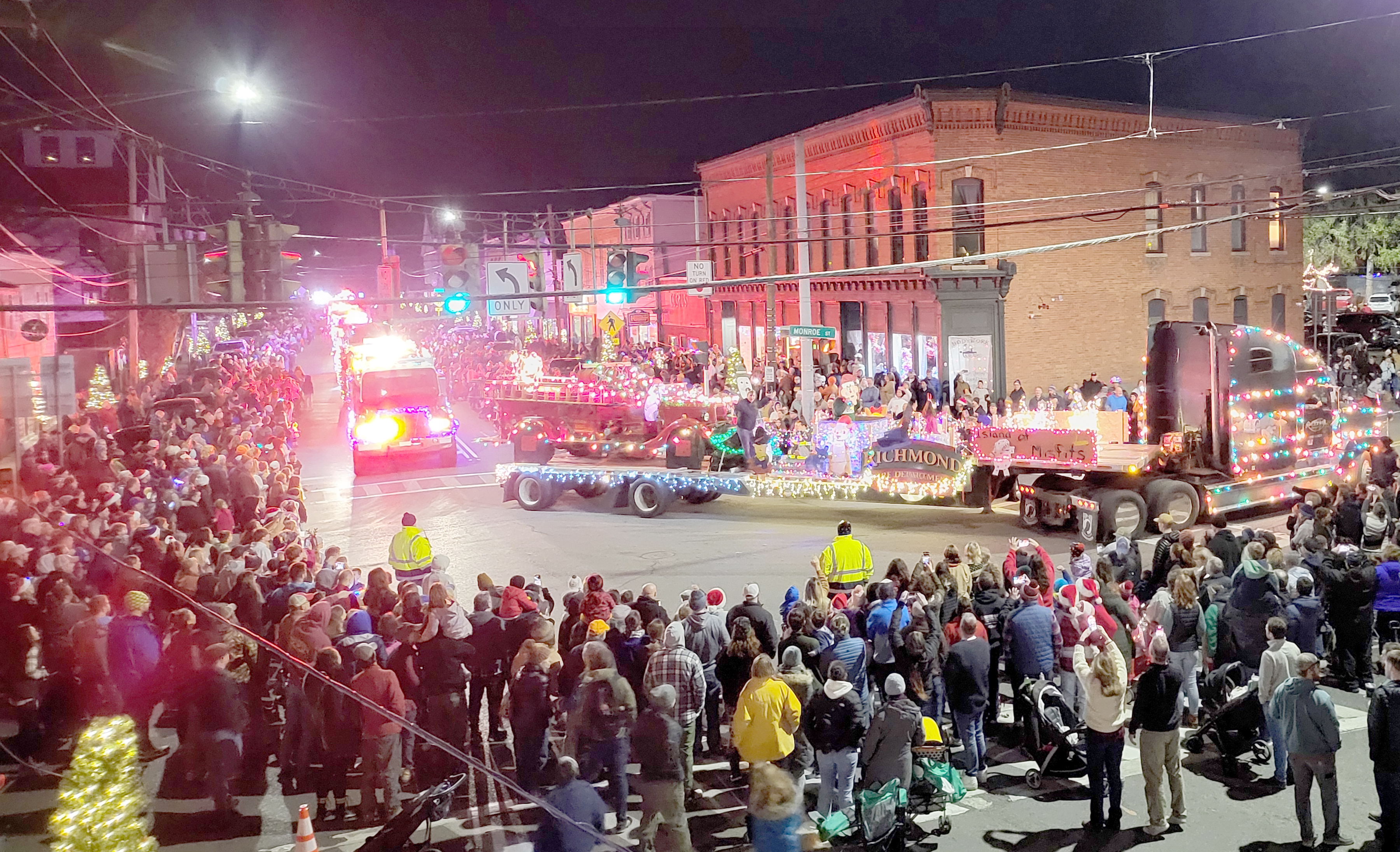 HF Fire Department Christmas Parade Winners Announced