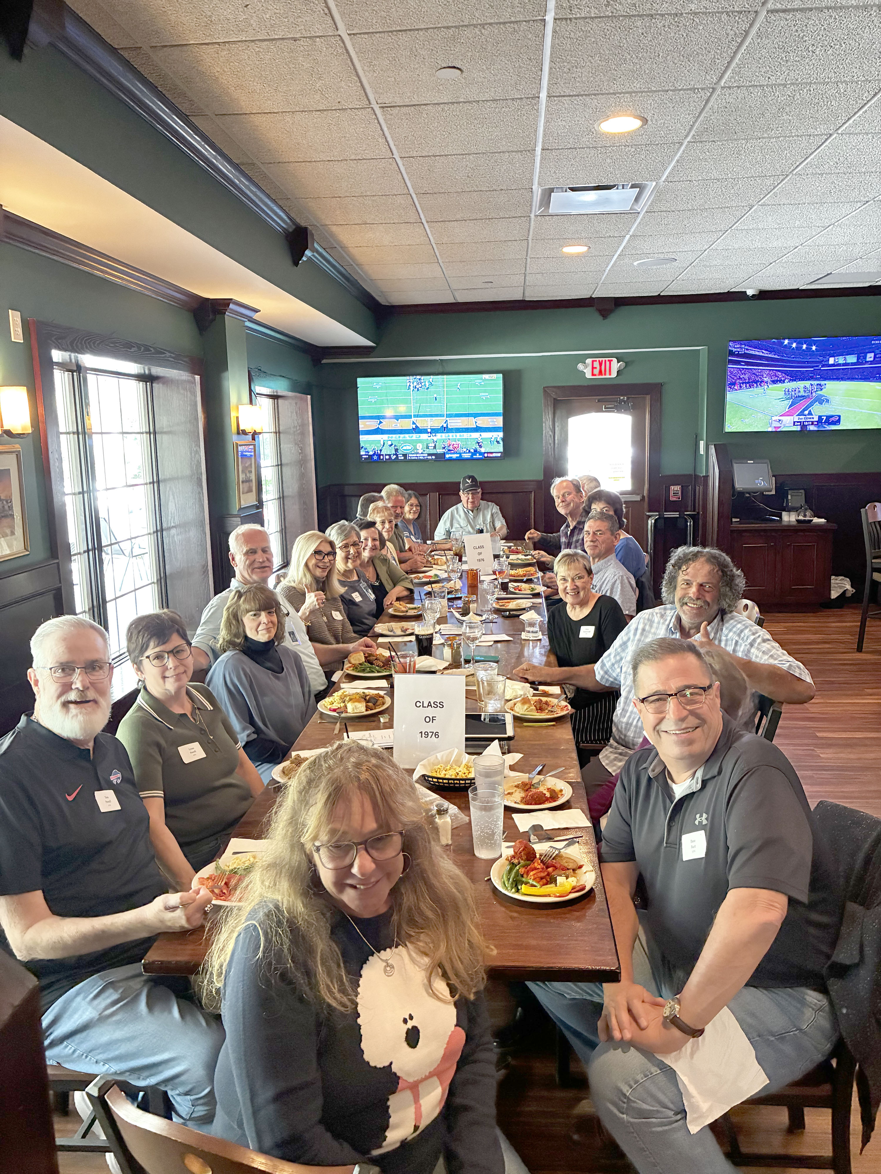 Lots Of Reminiscing At HF/HF-L Reunion
